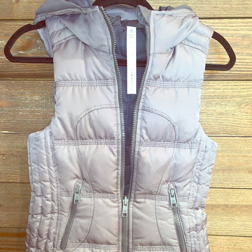LULULEMON PADDED HOODED VEST